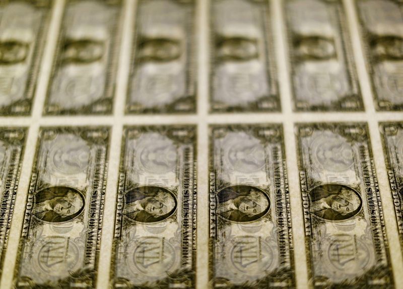 Analysis-U.S. Fed navigates policy minefield with impending digital dollar report