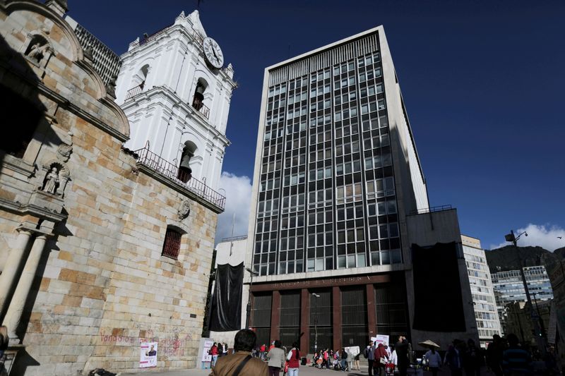 Colombia central bank raises interest rate to 2%