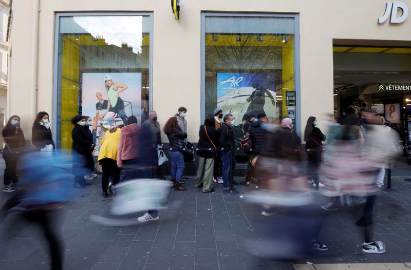 French inflation hit near 10-year high of 2.7% in September