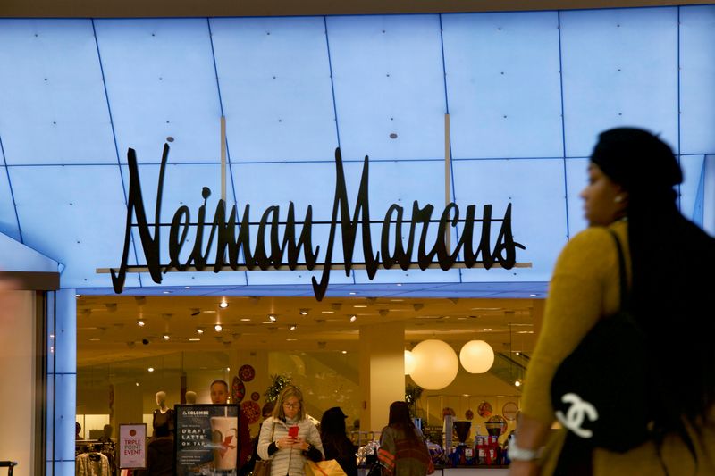 Neiman Marcus says notified 4.6 million customers about data breach