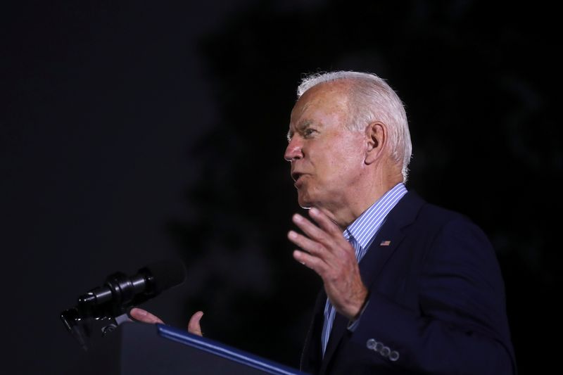 Splits among Democrats plague effort to pass Biden's domestic agenda