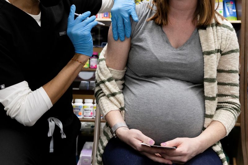 U.S. CDC calls for increased COVID-19 vaccinations among pregnant people