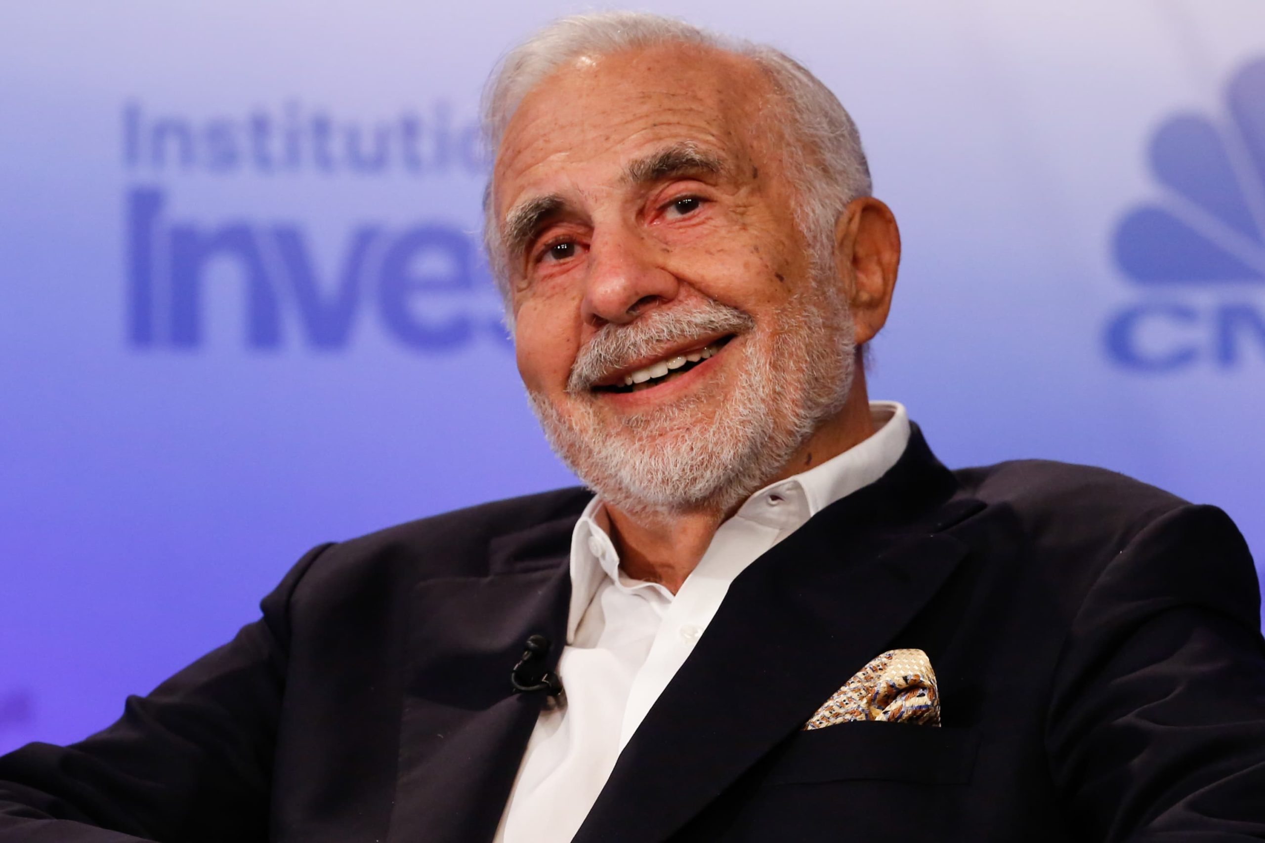 Carl Icahn owns 4% stake in International Flavors & Fragrances, sources say