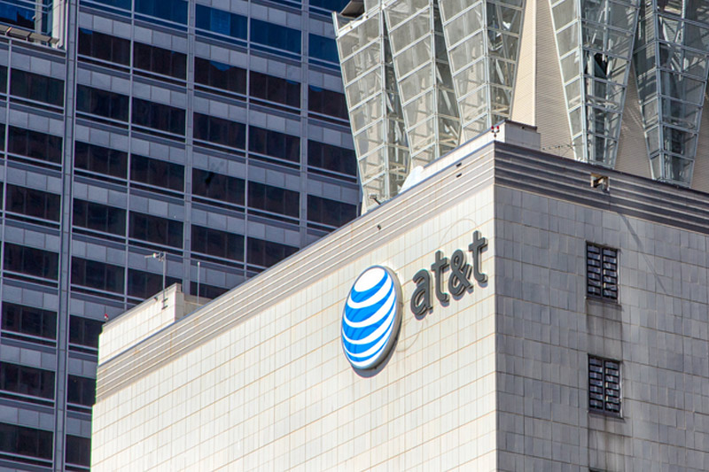 AT&T Earnings Beat, Revenue Misses In Q3