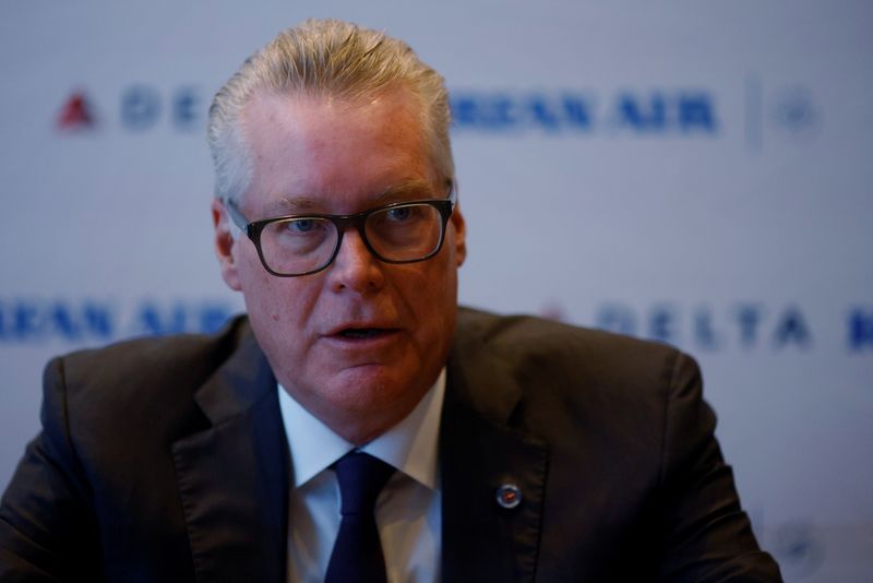 Airlines brace for early 'long lines' when U.S. lifts travel restrictions