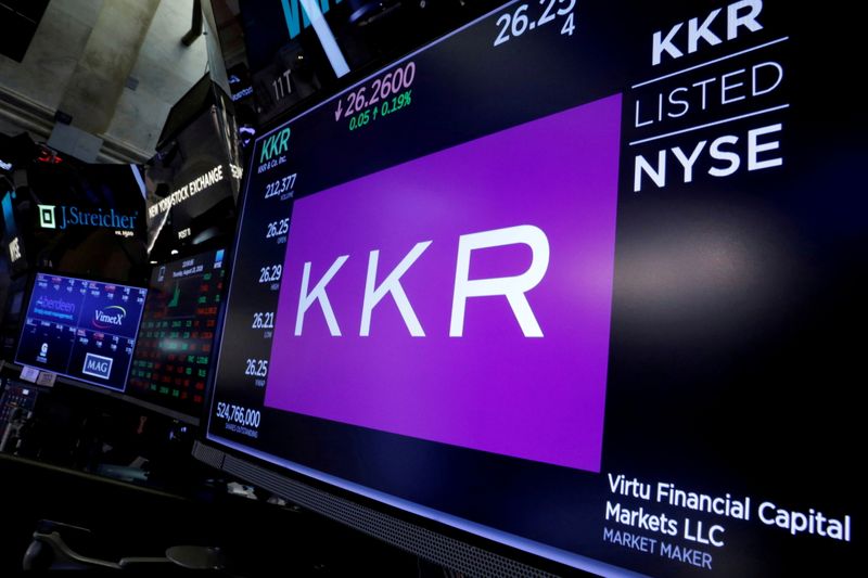 Analysis-Giving up control pays big for private equity executives
