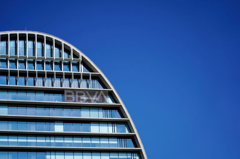 BBVA's Q3 net profit rises 22.7%, launches 3.5 billion buy-back