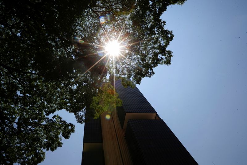 Brazil's central bank sells reserves as fiscal fears rattle markets