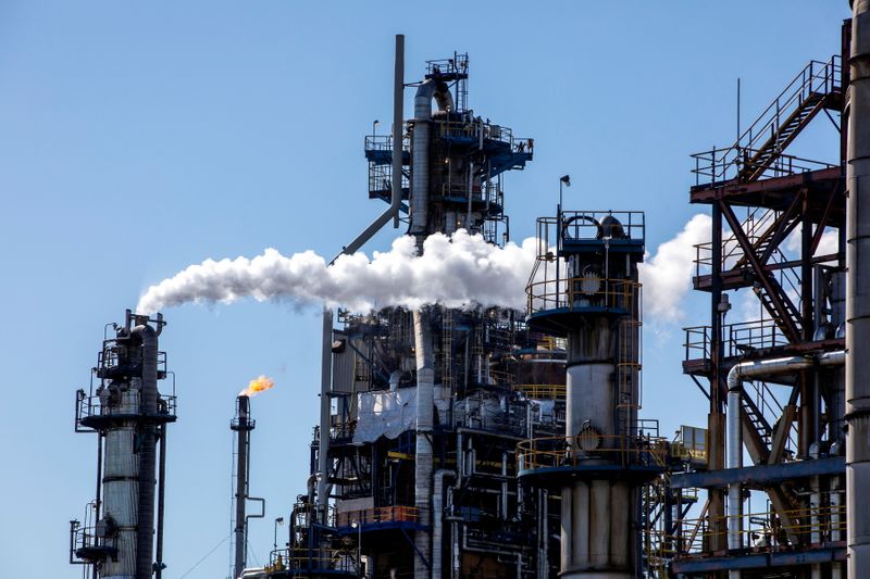 Canada formally invokes 1977 pipeline treaty with U.S. over Line 5 dispute