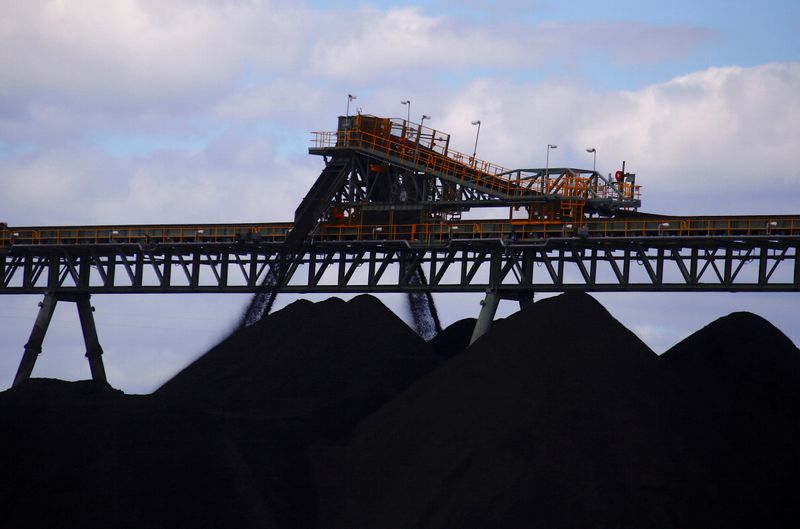 China calls for huge boost in coal output to fight power crunch