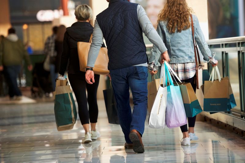 Column-Global economy faces biggest headwind from inflation