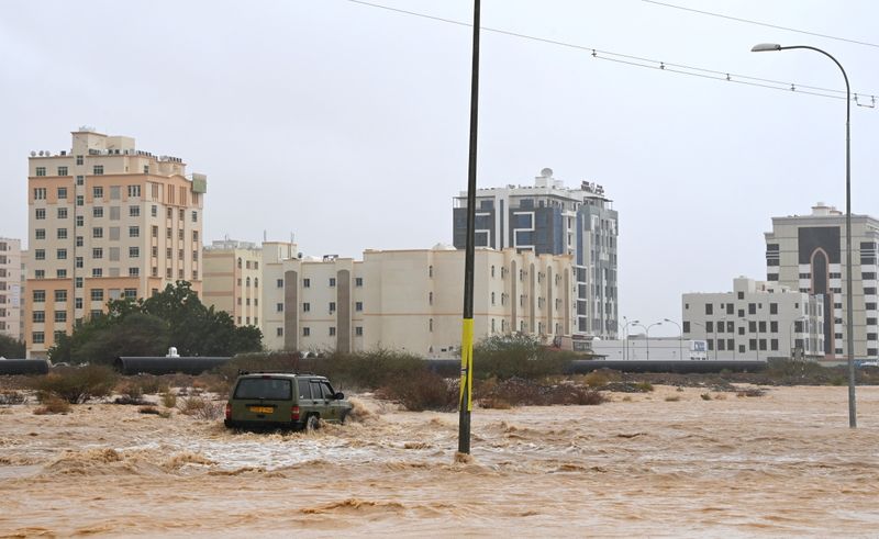 Cyclone Shaheen approaches Oman, three killed, flights delayed