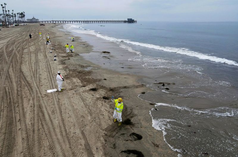 Despite preparation, California pipeline operator may have taken hours to stop leak
