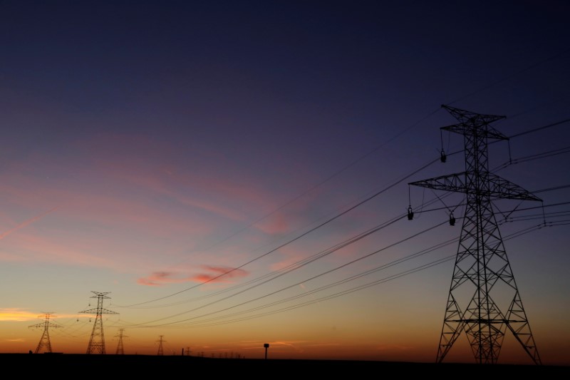 EIA expects U.S. power use to rise in 2021 as economy recovers