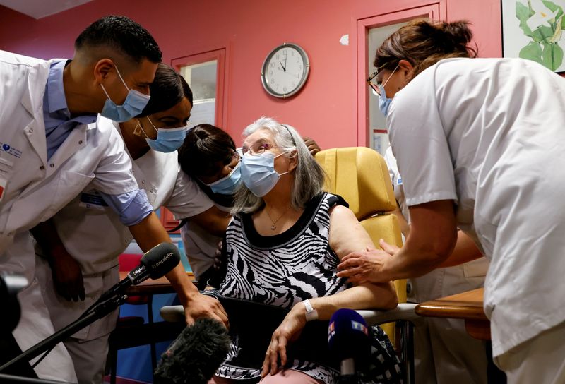 EU says mRNA vaccine booster may be given to those with weak immunity