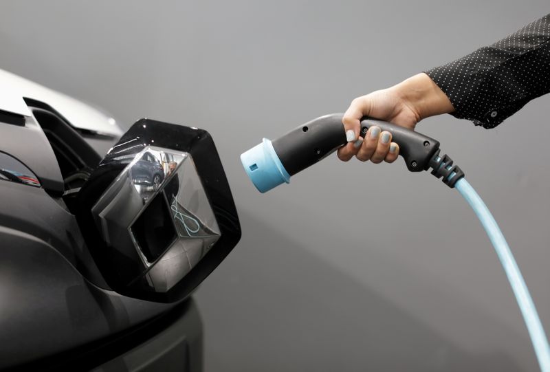 Electrified cars hit almost a fifth of EU Q3 vehicle sales