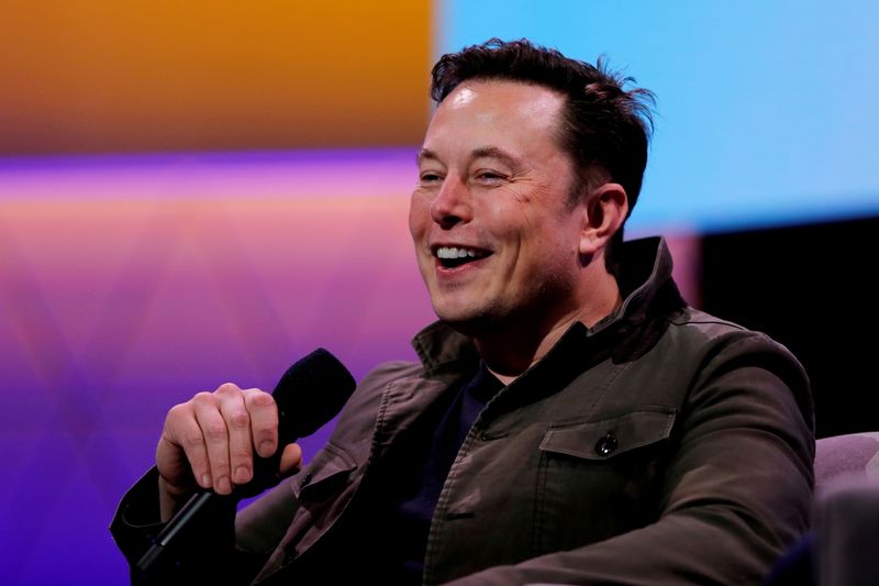 Elon Musk says in talks with airlines to install Starlink