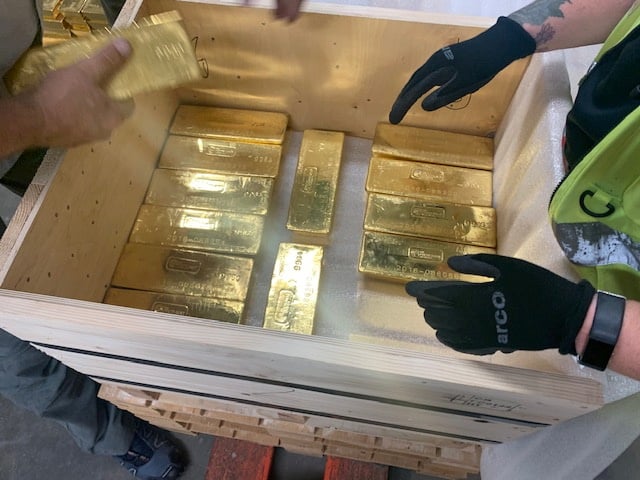 Exclusive-Banks prepare to scrap LME gold and silver contracts, sources say