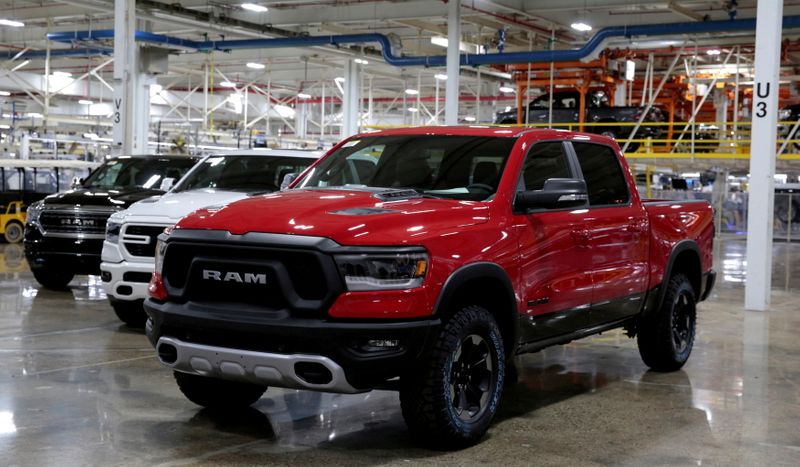 Exclusive-Fiat Chrysler nears plea deal in U.S. emissions fraud probe - sources