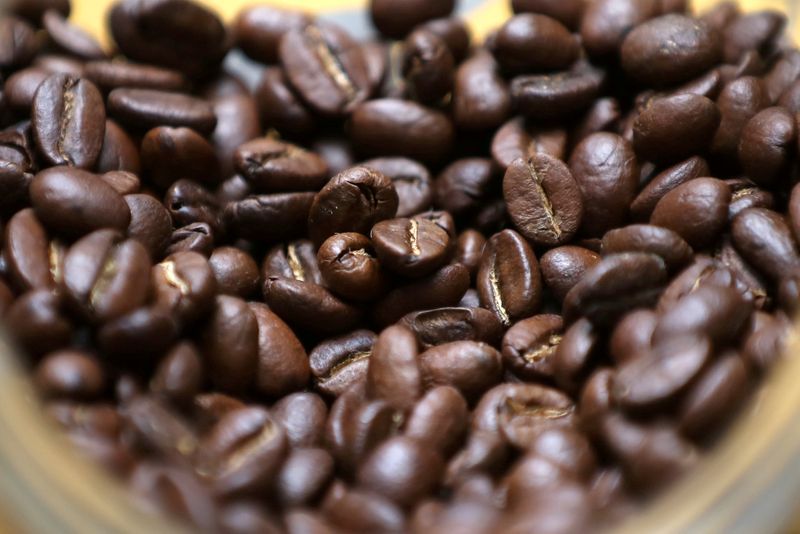 Exclusive-Major coffee buyers face losses as Colombia farmers fail to deliver