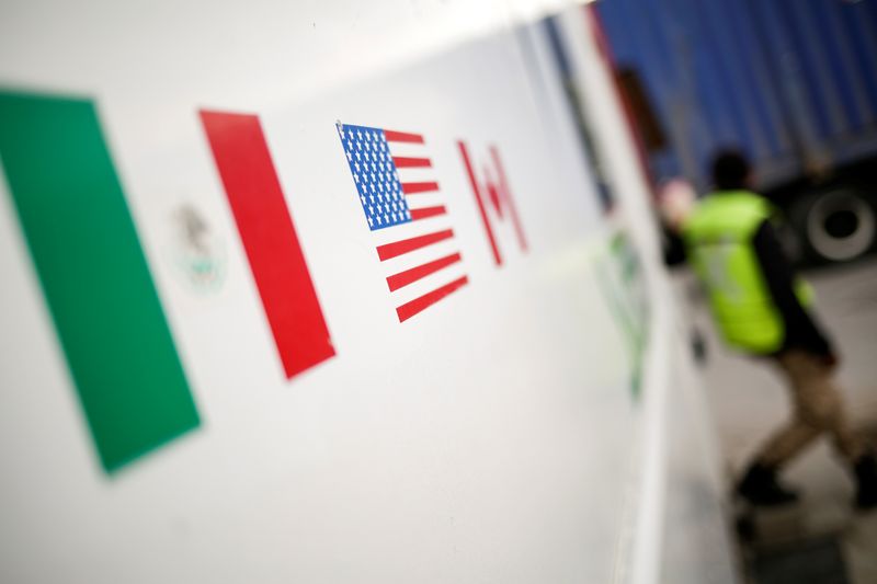 Exclusive-Mexico to seek expert panel to fix auto dispute with U.S., sources say