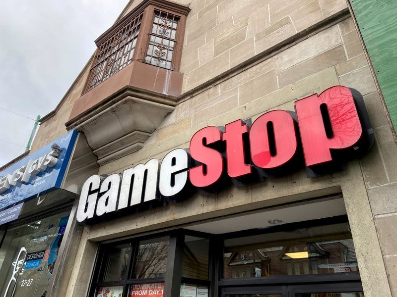 Factbox-Fun facts from the U.S. SEC report on January's GameStop saga