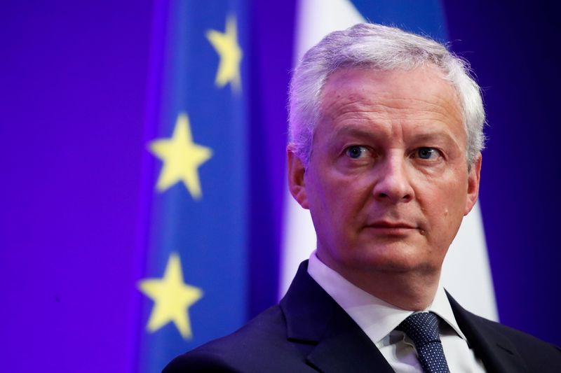 French Finance Minister backs possible French petrol cheques