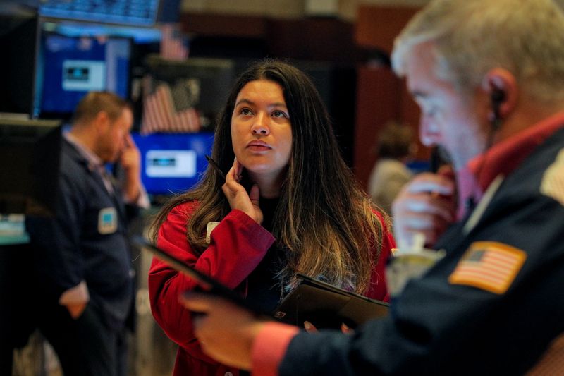 Futures climb ahead of big bank earnings, producer prices data