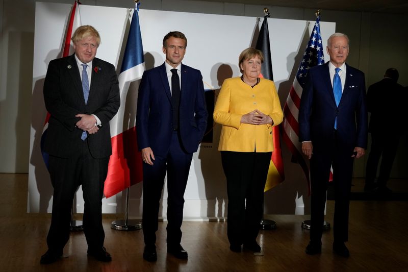 G20 leaders face tough climate talks on second day of summit