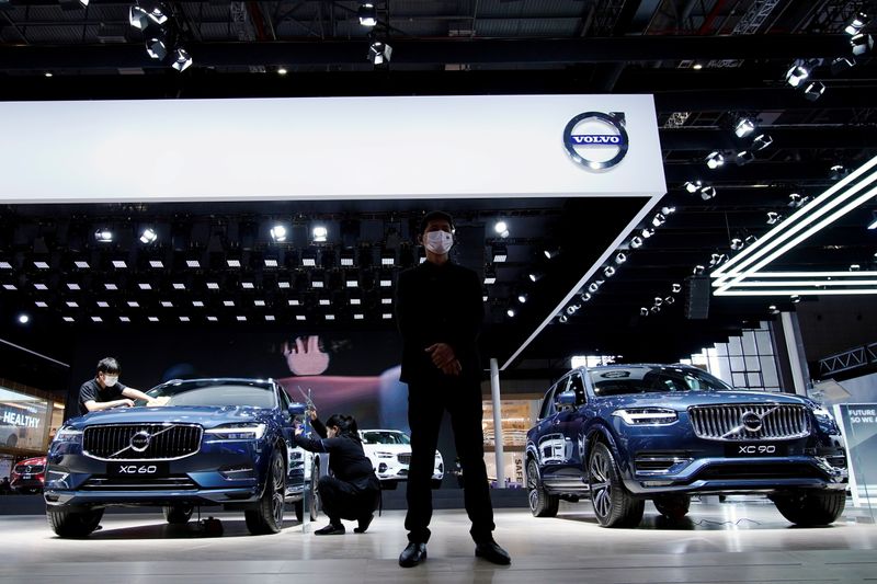 Geely's Volvo Cars sets price range of 53-68 crowns/share in IPO