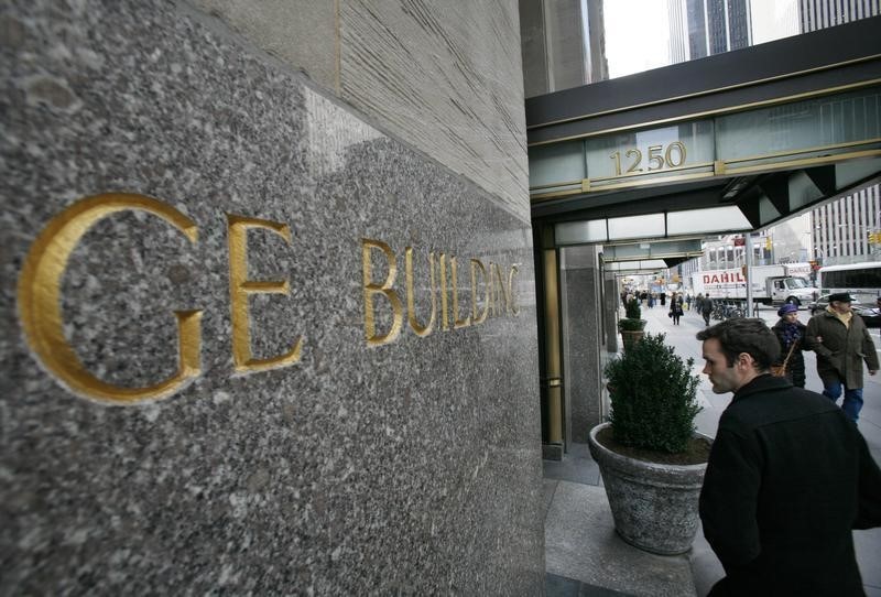 General Electric Earnings Beat, Revenue Misses In Q3