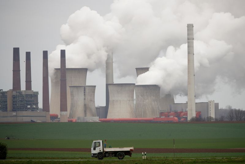 German economic institutes cut 2021 GDP forecast