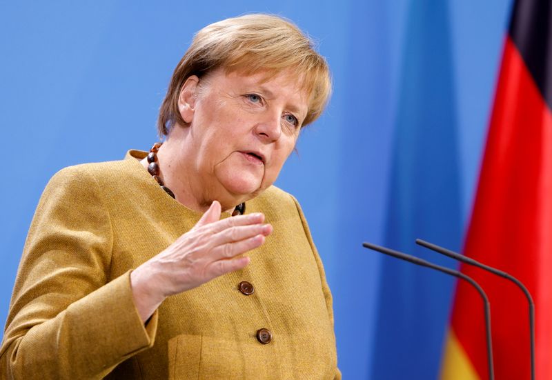 Merkel throws weight behind EU-China investment agreement