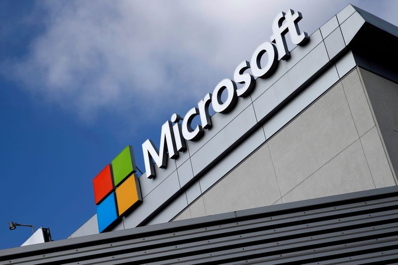 Microsoft to work with community colleges to fill 250,000 cyber jobs