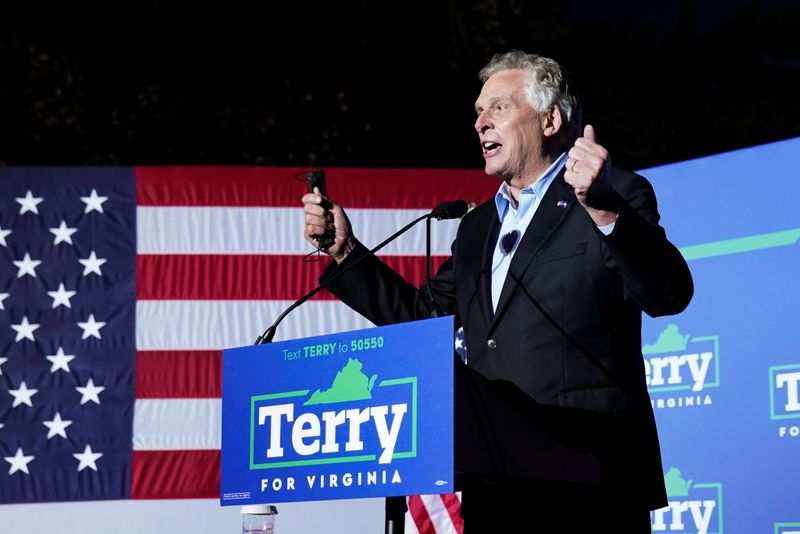 Obama stumps for Virginia candidate in race seen as referendum on Biden