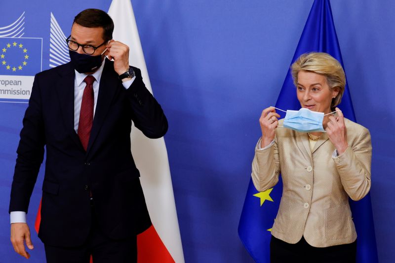 Polish PM vows loyalty to EU, warns of 'dangerous' centralisation