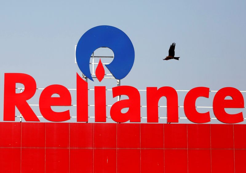 Reliance sets up a subsidiary in UAE for trading oil