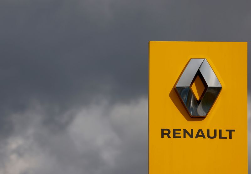 Renault plans move to rented HQ as it aims to cut costs-spokesperson