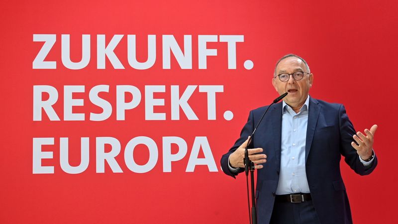 SPD-led German coalition doable by year end, party co-leader says