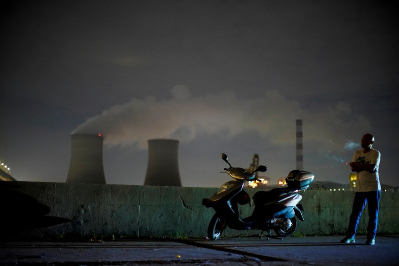 Explainer - Sticking points at the U.N. climate conference