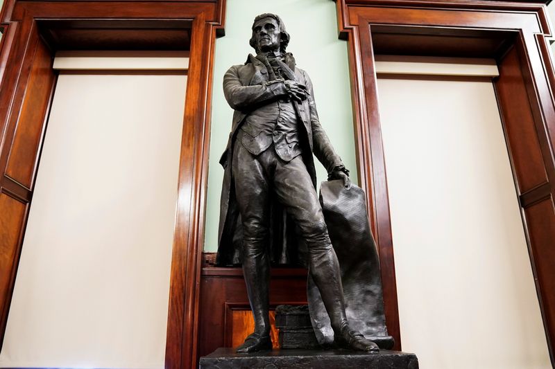 Thomas Jefferson statue to be removed from New York City Council chamber