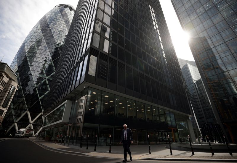 UK businesses report stronger-than-average growth - CBI