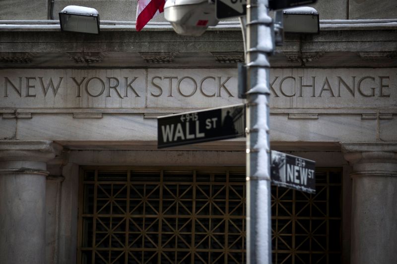 U.S. 2021 fiscal year deficit below prior year's record, Treasury says