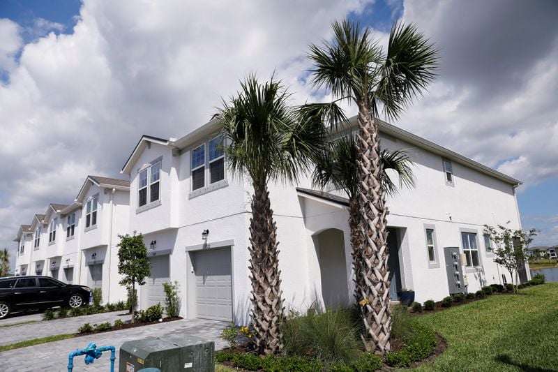 U.S. mortgage rates surge to 6-month high -MBA