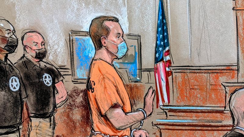U.S. naval nuclear engineer, wife due in court on espionage charges
