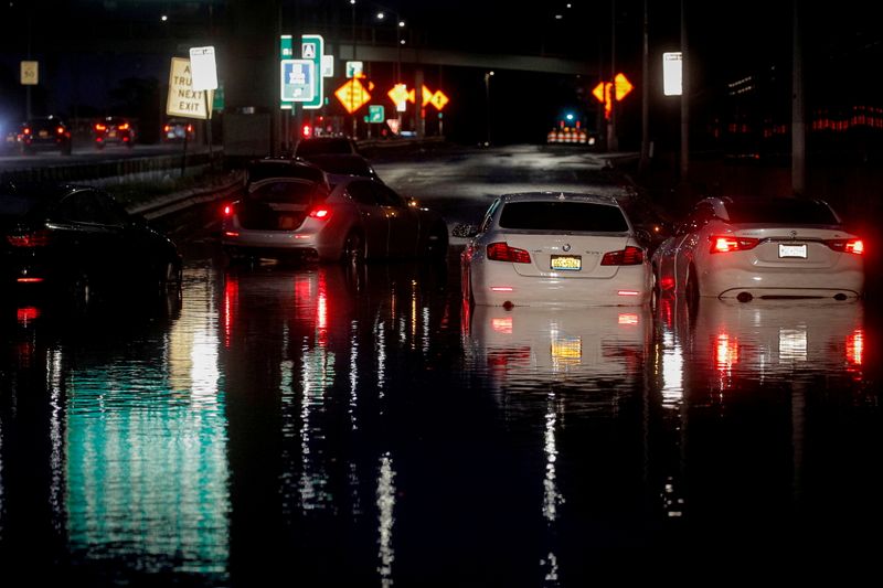 U.S. regulatory panel to unveil blueprint for tackling financial climate risks