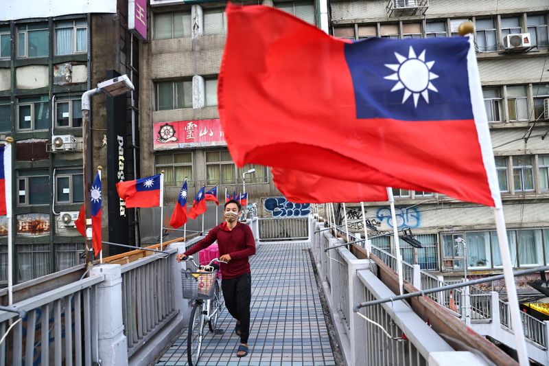 U.S. troops rotating into Taiwan for training -sources