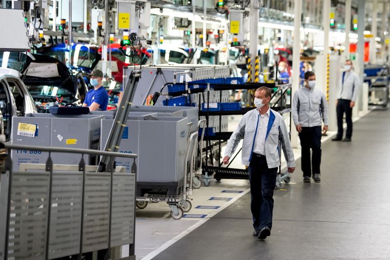 Volkswagen's main plant producing fewest cars since 1958, source says
