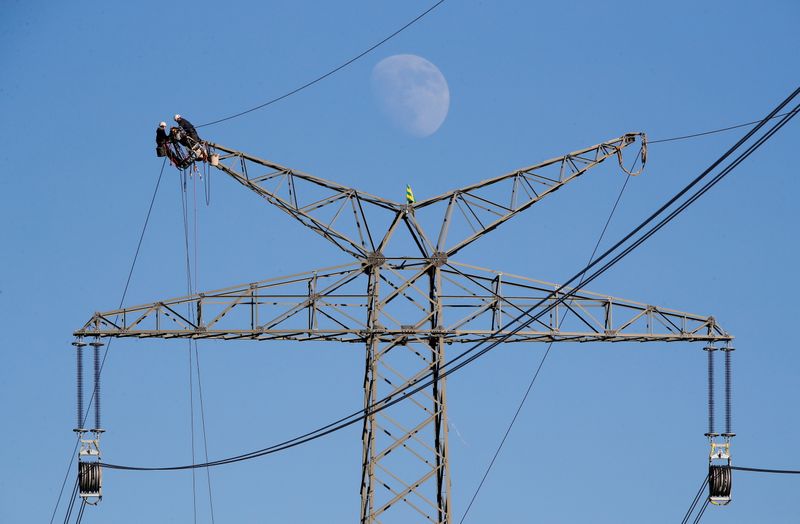 Explainer-Bleak house: Why Europe faces steep winter energy bills