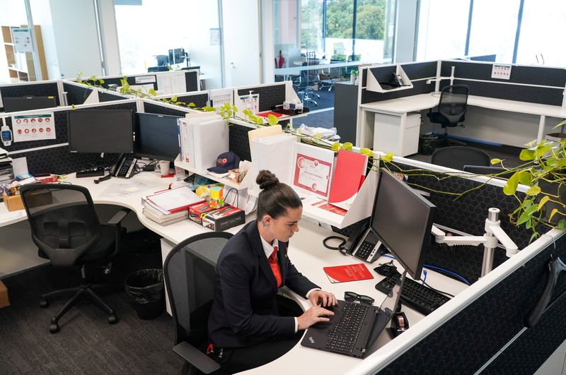 Lights on, nobody applying: skills shortage bites as Australia reopens